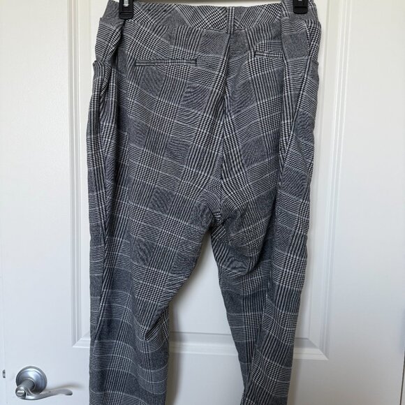 Torrid Glen Plaid Work Pants – Size 24R – Tapered Leg, Stretch Waist - Picture 3 of 3